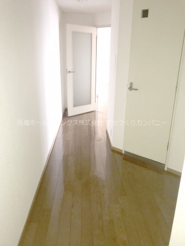 シティウエストコート 玄関
