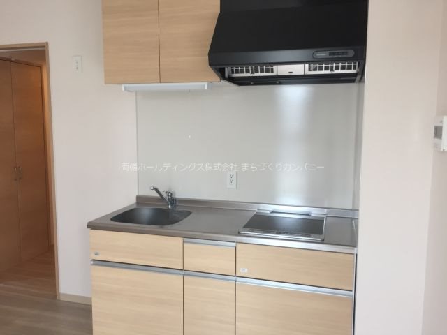 光田参番館 キッチン