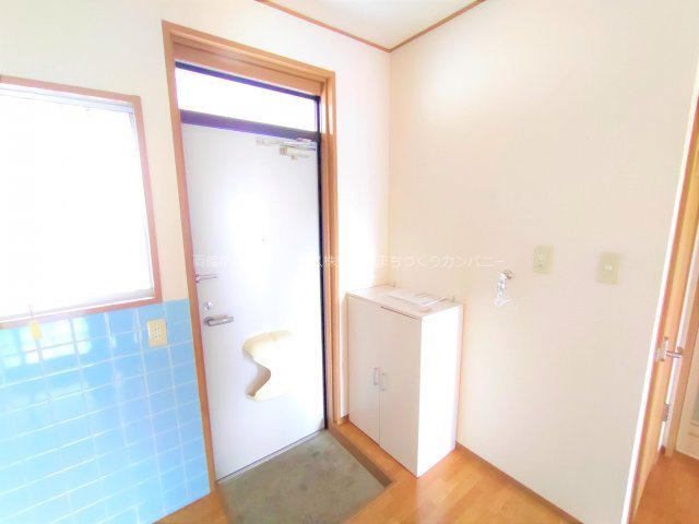リーベスト津島 玄関