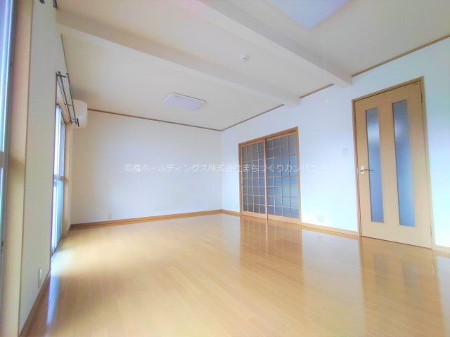 リーベスト津島 リビング