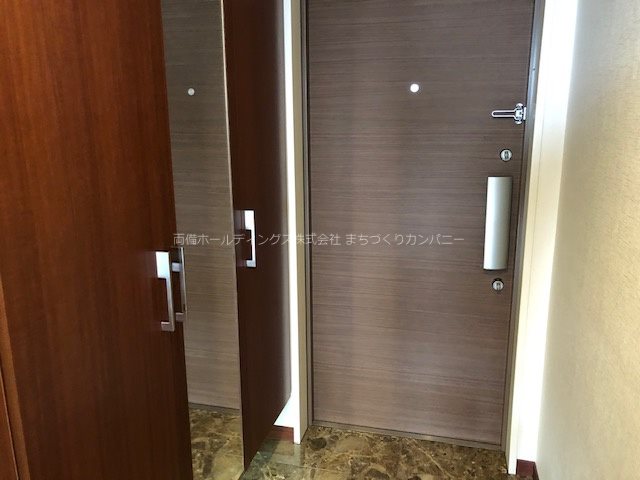 アイパークス岡山 玄関
